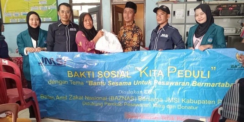 Bakti Sosial Kita Peduli, JMSI Bersama BAZNAS dan Orang-Orang Baik Bantu Sembako Korban Banjir di Desa Batu Menyan